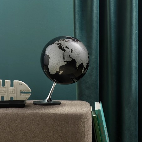 Globo terráqueo Anglo Black. Diseño contemporáneo. Globo terráqueo Anglo Black. Diseño contemporáneo.